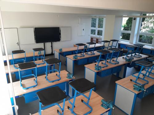 Modernizace školních  dílen v ZŠ v Hati